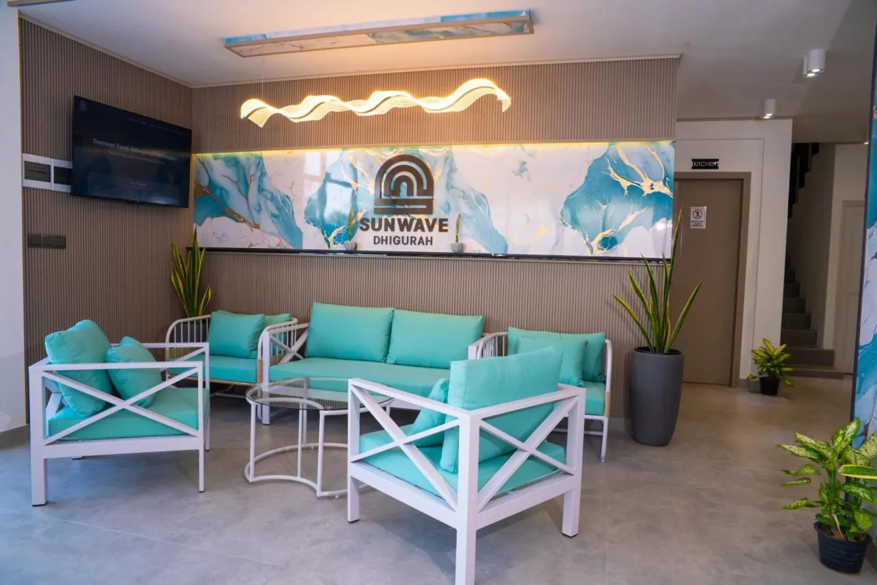 Sunwave Dhigurah · Western shore · island-born
