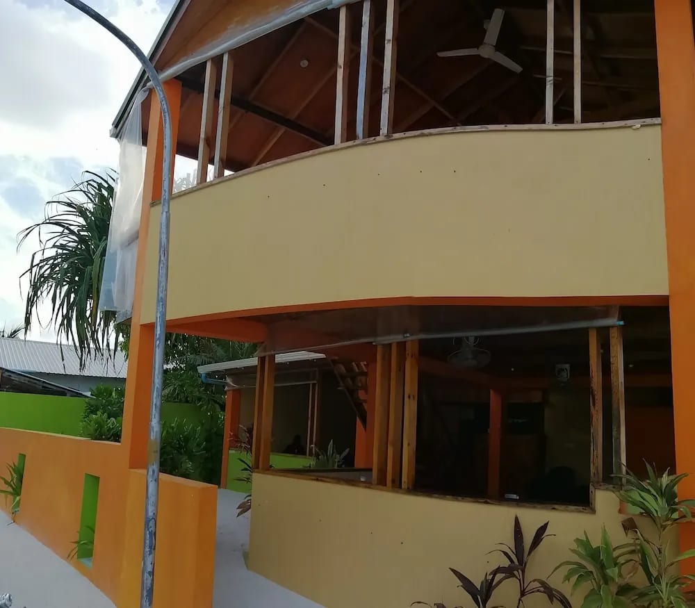 Muli Inn Surf View · Village · the honest house