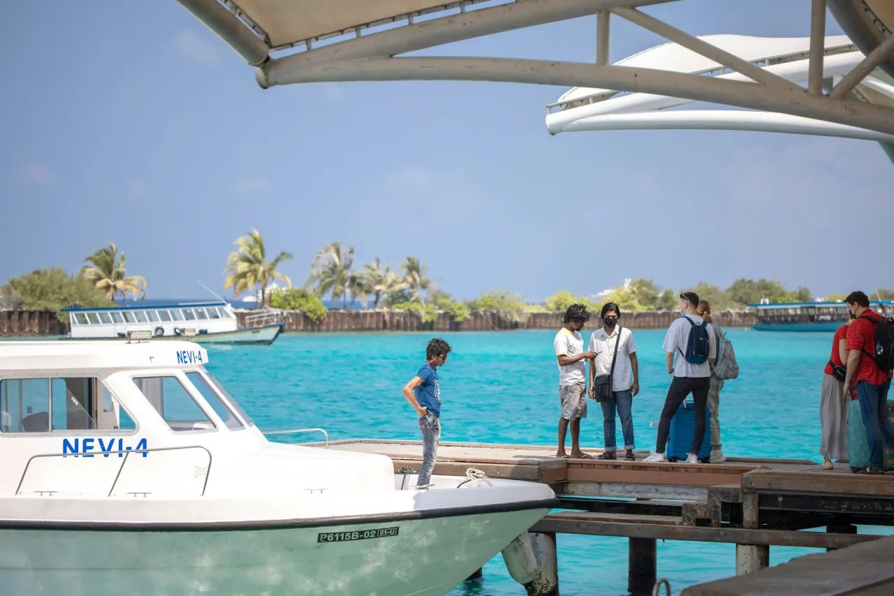 Arrivals at the jetty