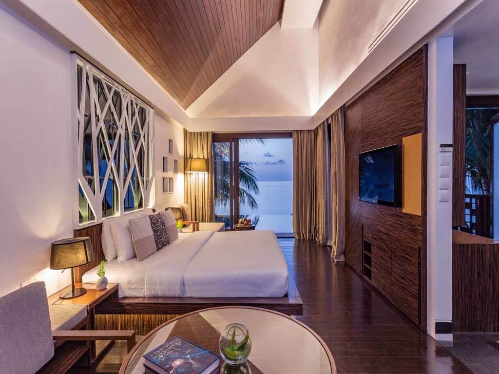 Beach Pool Villa · sand-step