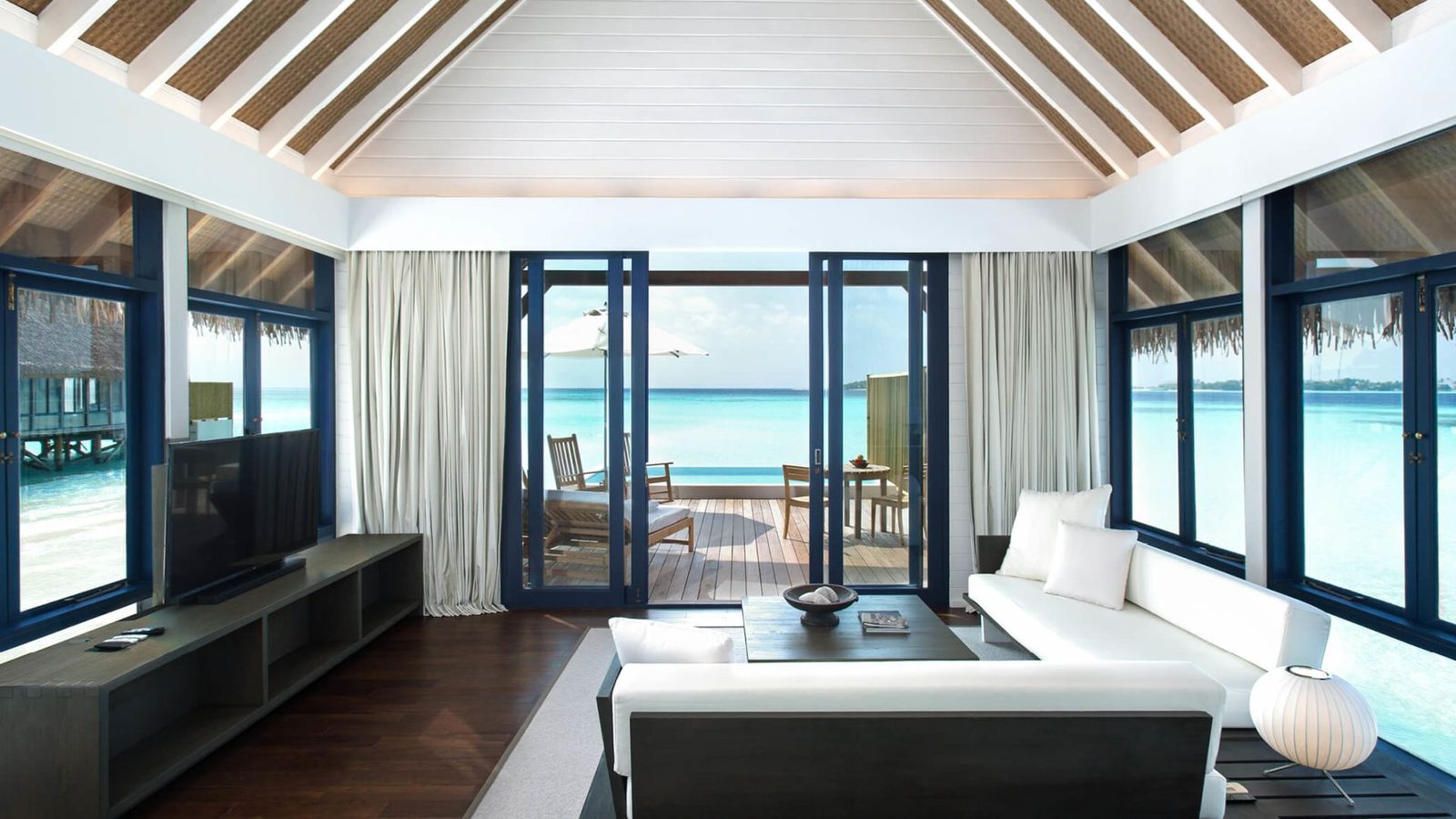 One-Bedroom Water Villa with Pool · One bedroom · over-water plunge