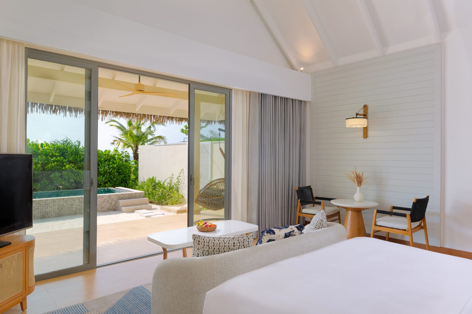 Beach Pool Villa · One bedroom · 115 m² · 32 villas