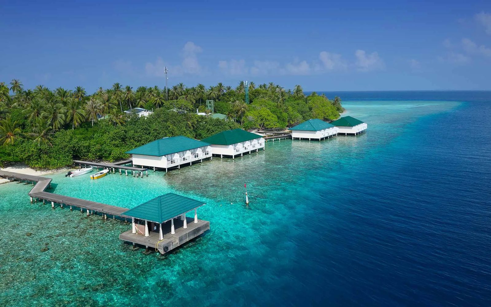 Water Villa · the lagoon line