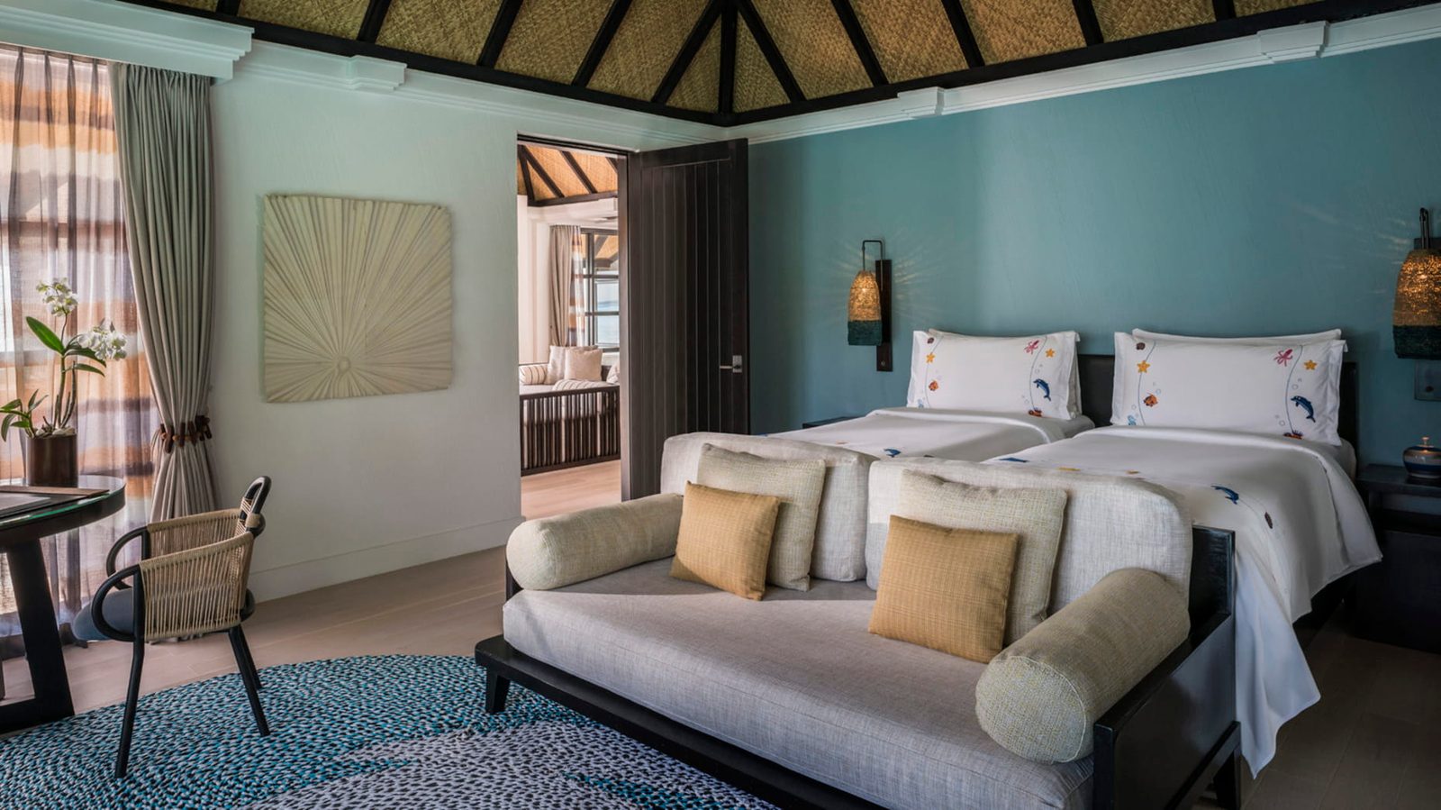 Sunrise Three-Bedroom with Pool · Three bedrooms · sunrise