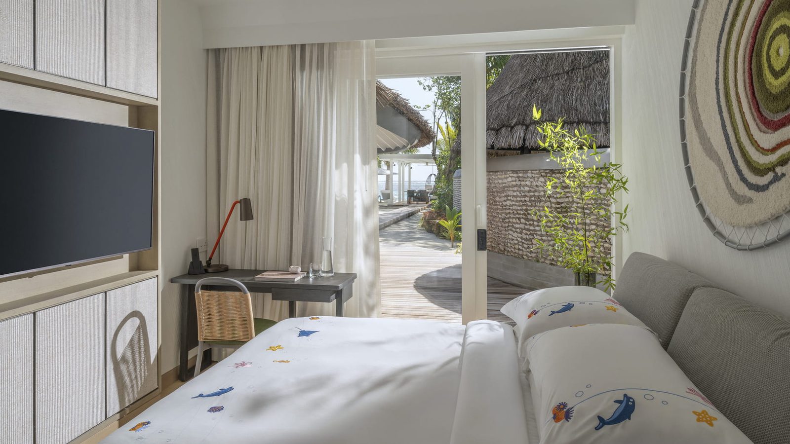 Sunset Family Beach Villa with Pool · Family · sunset beach