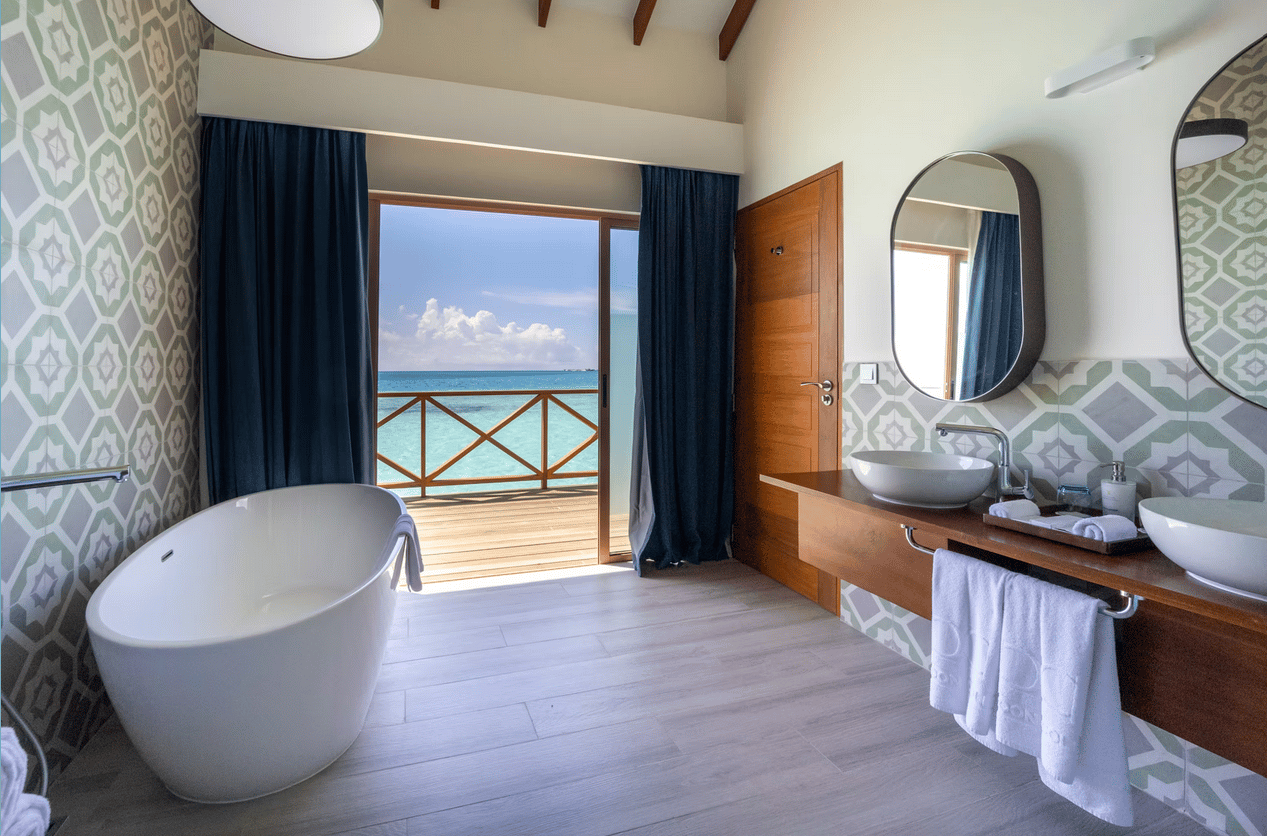 Lagoon Suite · Over-water · suite