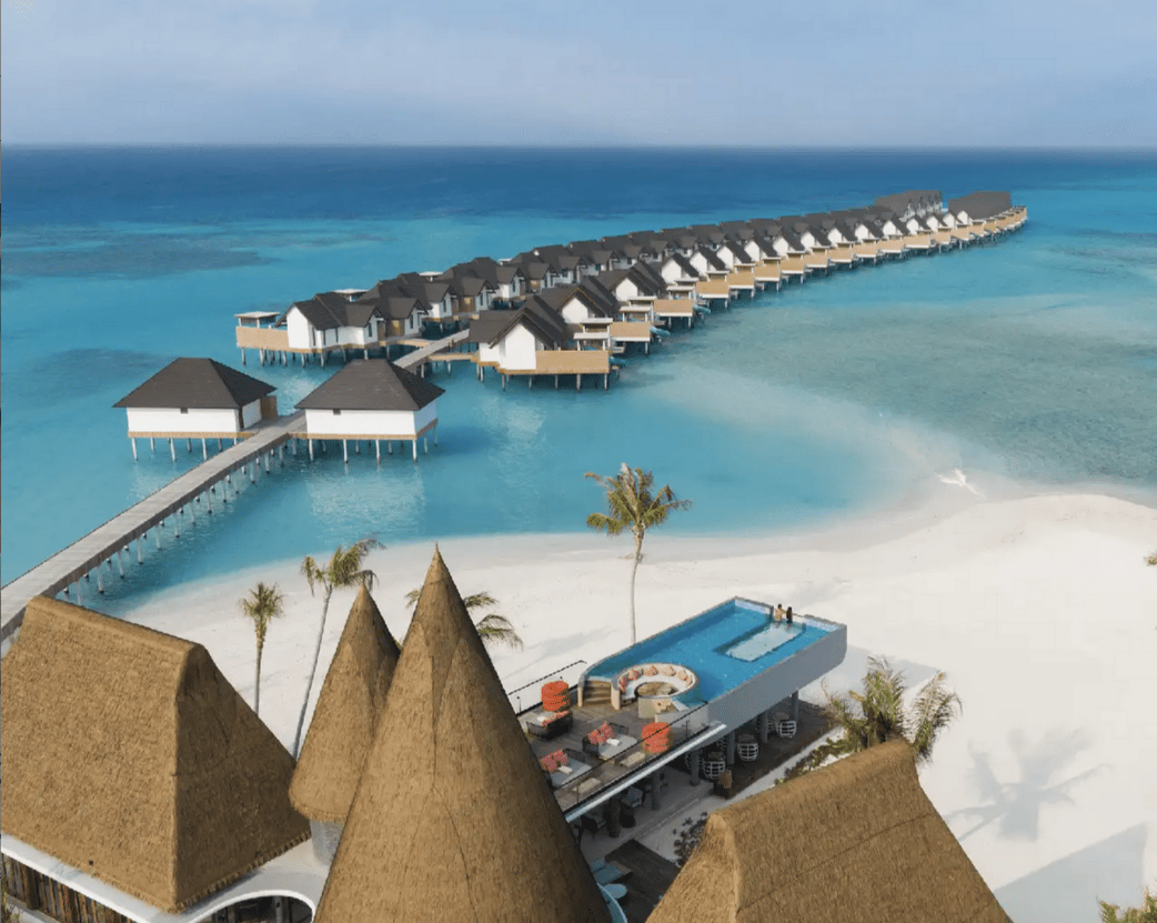 Sky Lounge & Sunken Lounge