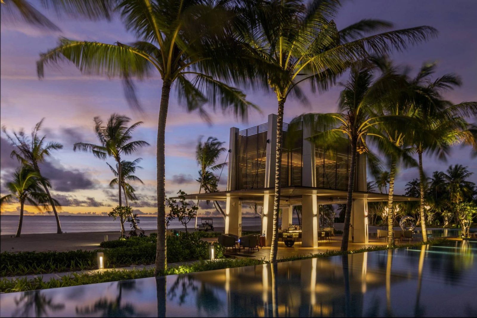 The Hub · Pool bar