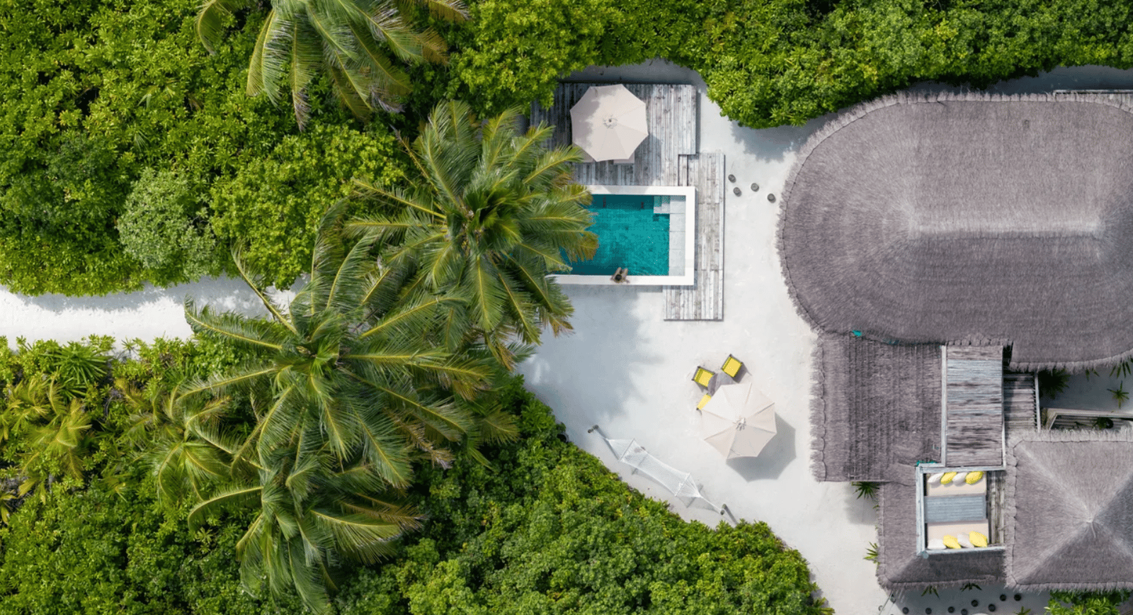 Family Lagoon Beach Villa with Pool · Family · lagoon beach