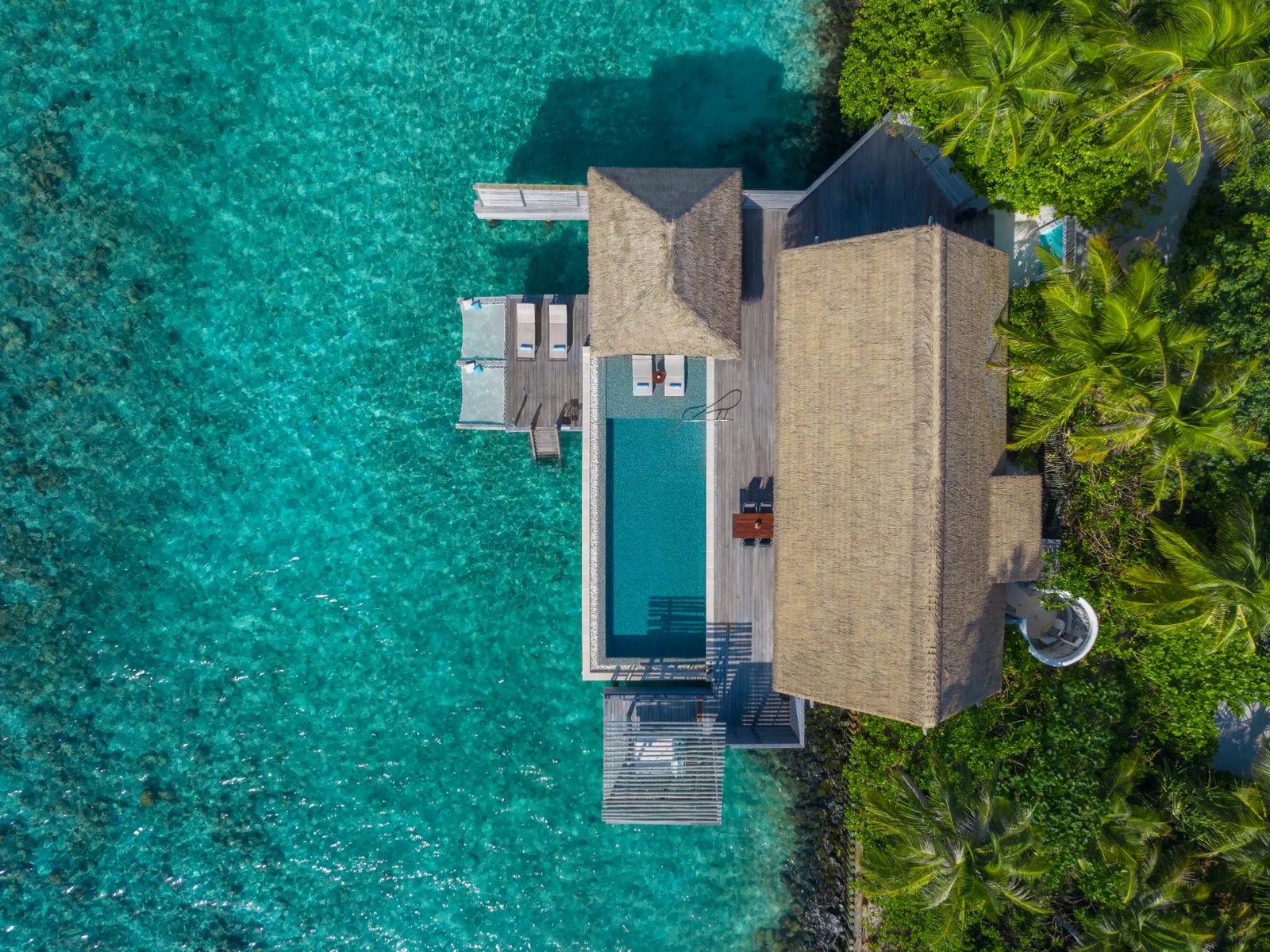 King Reef Villa with Pool · One bedroom · over-water