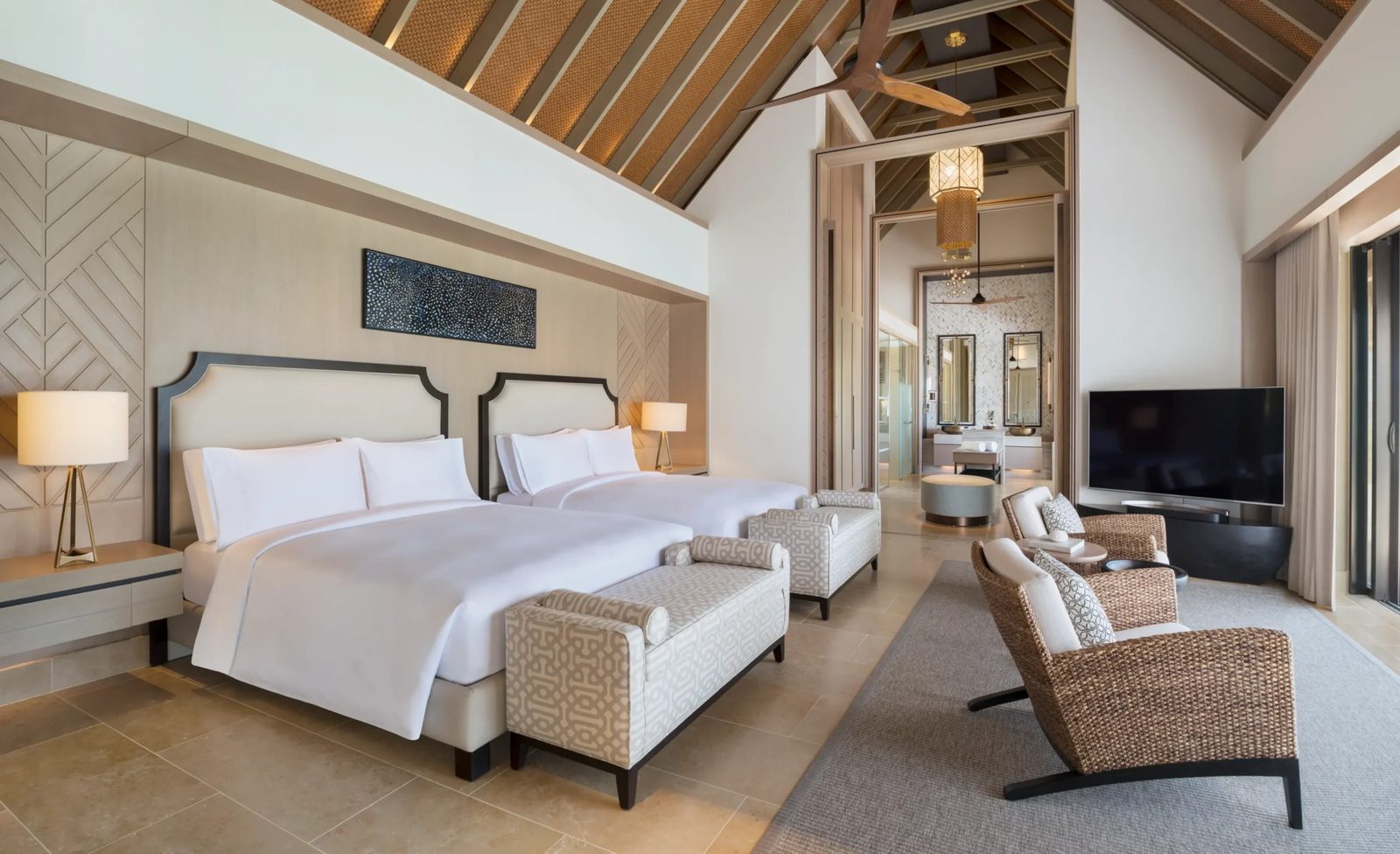 Two Queen Bedded Grand Reef Villa with Pool · Two queens · grand over-water